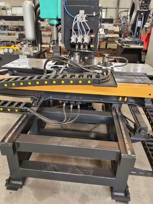 1200KN 서보 피드 파리 파스 Cnc 26mm 맥스 펀칭 지름의 판 구멍 파리 기계