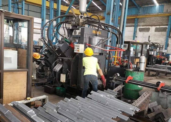 JNC1412 모델 펀싱 마크링 절단 CNC 각선 기계 630/1000KN 펀싱 힘