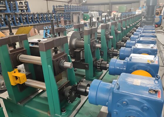 모델 BPF250 태양열 브래킷 펀칭 포밍 CNC 생산 라인