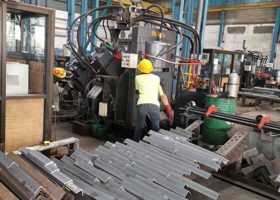 32x7x3m CNC 각 펀칭 절단 기계 라인 1000/1200KN 표시 힘